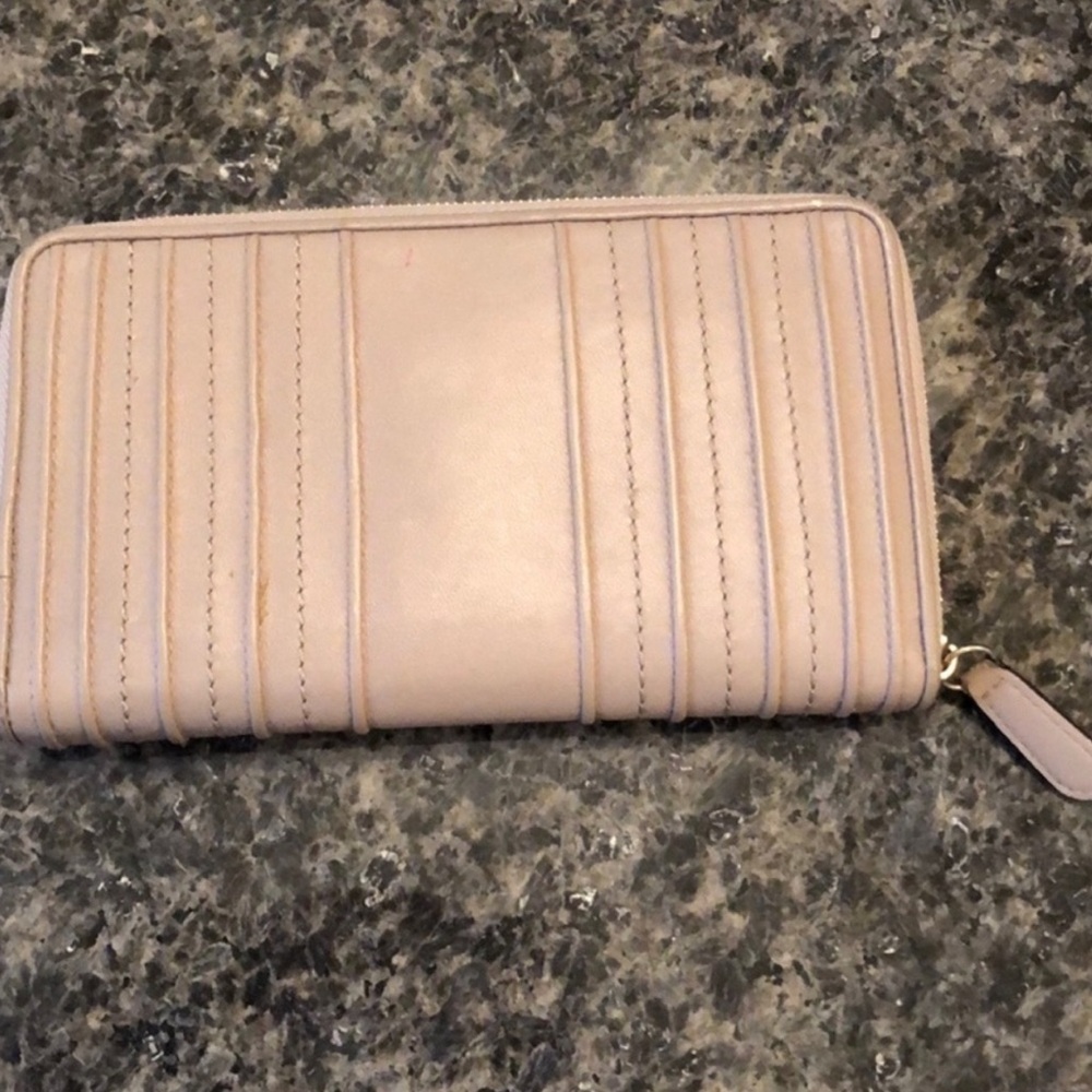 none - Picture 7 of 16